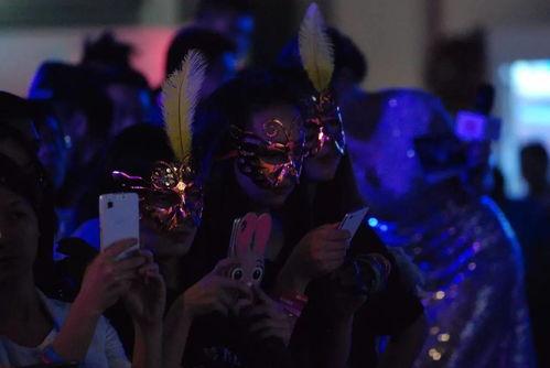 最近很火爆料视频